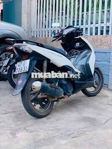 XE AB màu trắng