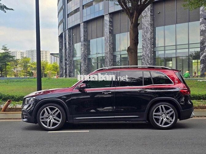 Mercedes Benz GLB 2021 35 AMG 4MATIC - 29000 km