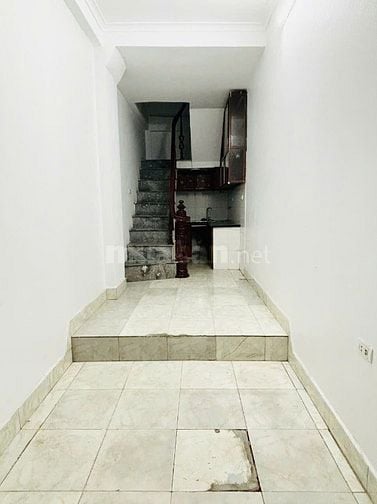Chính chủ cho thuê nhà 5 tầng đủ tiện nghi, ngõ 77 Bùi Xương Trạch