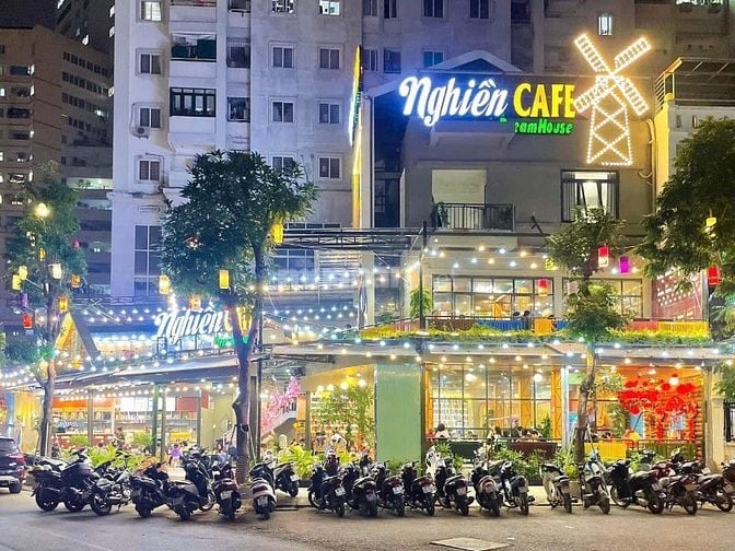 Ngườiquen nhờ sang lại quán cafe Q.Hoàng Mai doanh thu chuẩn 290-300tr