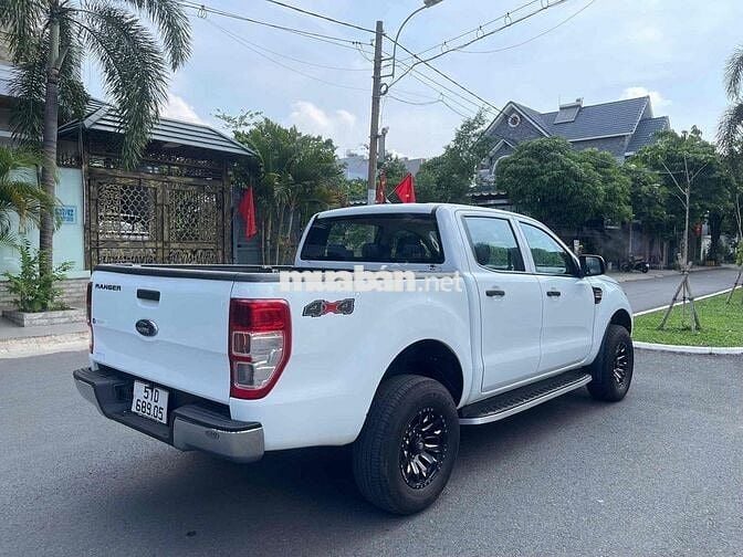 Ford Ranger 2021 XL 2 cầu số sàn