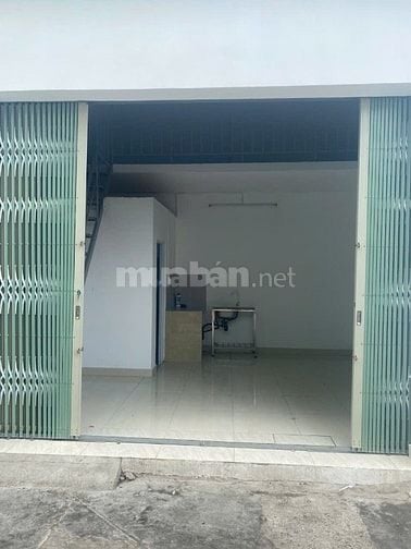 Cho thuê căn nhà 1 trệt và 1 gác lửng ở độc lập giá 5tr 