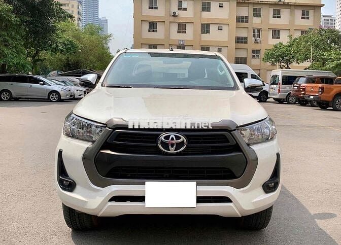 Toyota Hilux 2.4E 4x2 sx 2021 màu trắng siêu đẹp