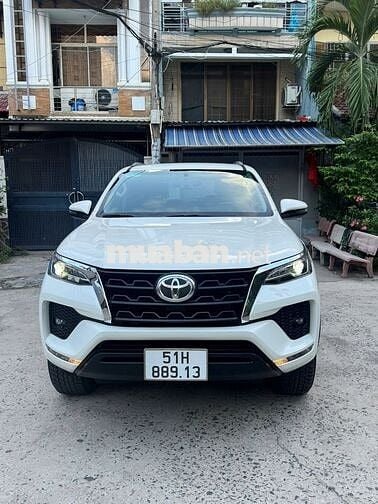 Toyota Fortuner 2020 2.7V 4x2 AT - 46000 km