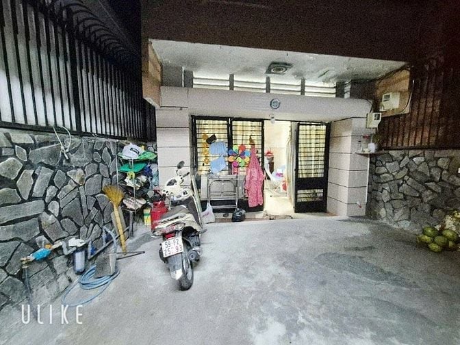 Giữ tiền, đầu tư căn hộ dịch vụ, DT 6x18m. Q7