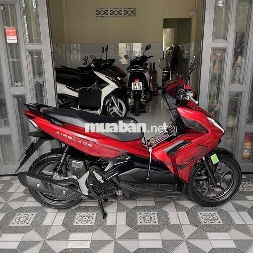 AB 125 sản xuât 2022 đỏ lướt, 8k8 km, bstp ký liền