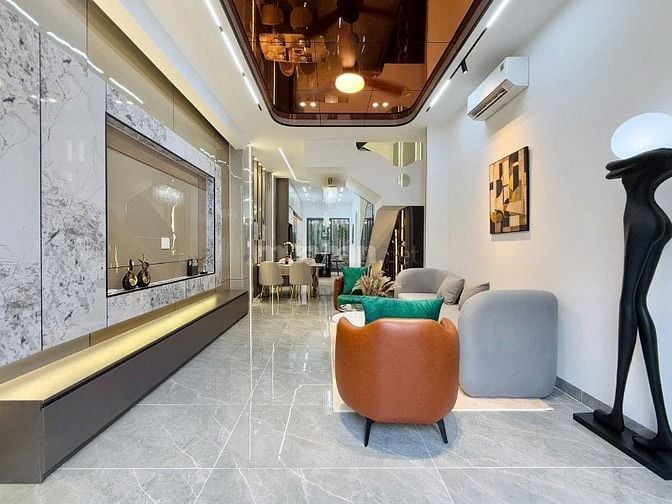 BÁN NHÀ TẠ UYÊN PHƯỜNG 6, QUẬN 11 GIÁ 60m2/3tỷ050 sổ riêng