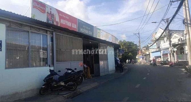 Cty Huỳnh Gia Tuyển tài xế giao hàng cho tạp hoá, trường học