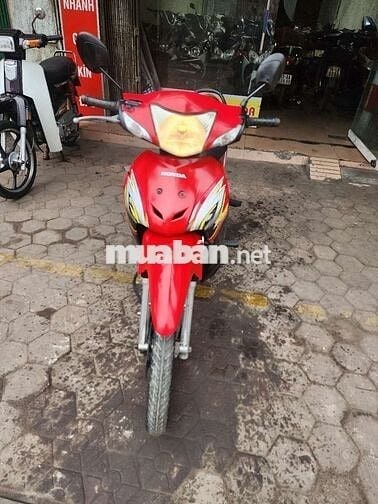 Cần bán xe như hình máy móc ok ,giấy tờ đầy đủ