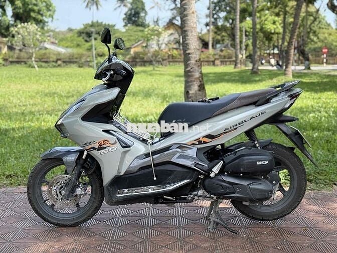 ab 150 abs 2022 zin mới 95% bảng cao cấp