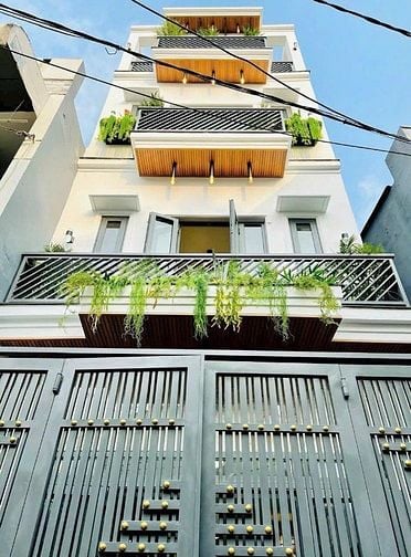 Nhà hiếm Q8 51m2 Dương Bá Trạc phường 1 2tỷ050 sổ sẵn.