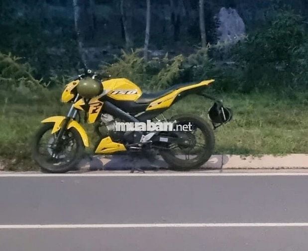 Bán xe FZ150 vàng mới 90%