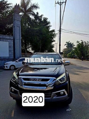 Mux 1.9AT 2020 odo 8v km
