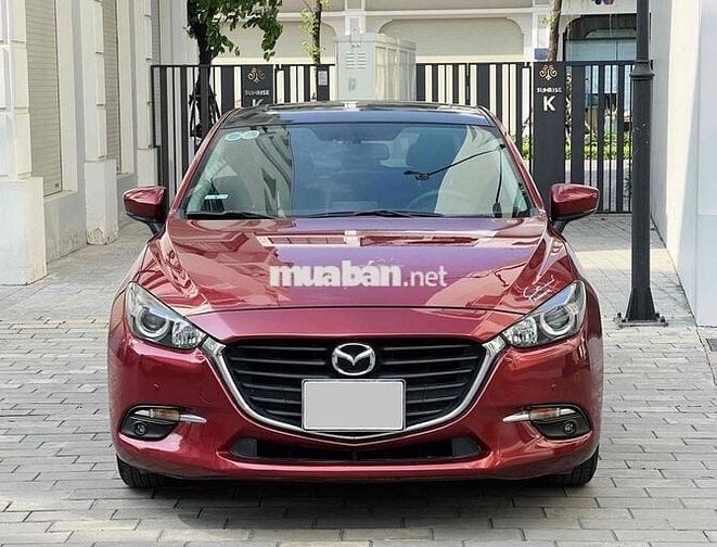 Mazda 3 2018 1.5 AT Sedan - 64000 km