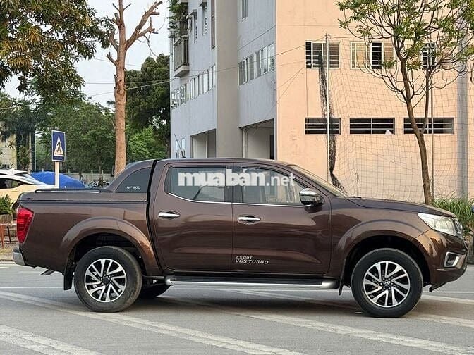Bán xe Nissan Navara 2015 SL số sàn 2 cầu bản đủ