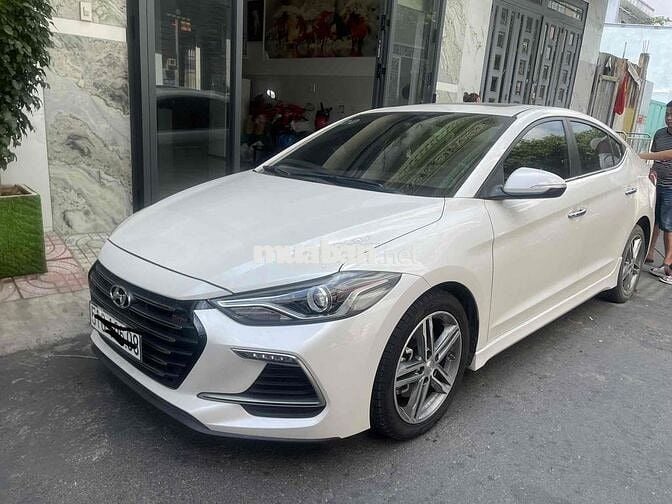 Hyundai Elantra 2018 sport 1.6 odo 25.000km