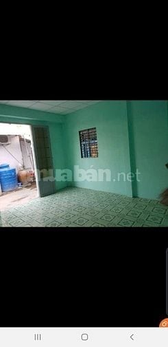       Bán nhà cấp 4 sổ đỏ riêng ấp 5 Thạnh Đức, diện tích 4x8 =32 m2 g