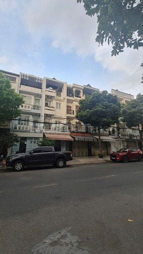 Mặt tiền khu Tên Lửa ViP đường số 34 dt80m2 đúc 4 tầng 5pn Q. Bình Tân