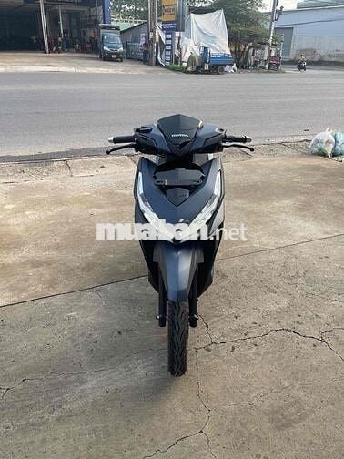 Vario 150 date 2018 mẫu cũ chính chủ 60 có trả gop