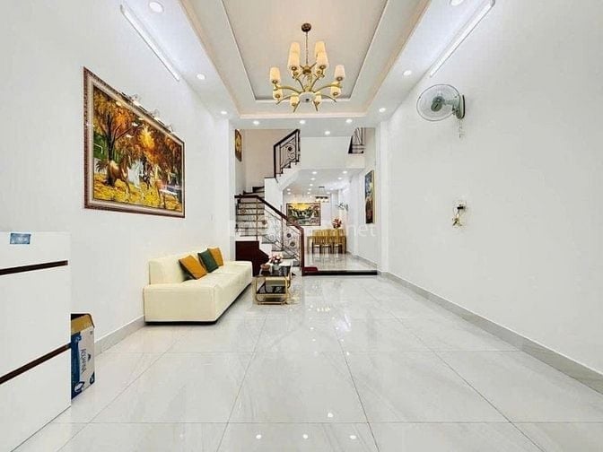 Bán nhà đ.Nguyễn Đình Chiểu Q3. 42m2/3tỷ150. Hẻm oto SHR chính chủ