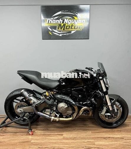Cần bán Monster 821 2015 odo cọp xe rất đẹp