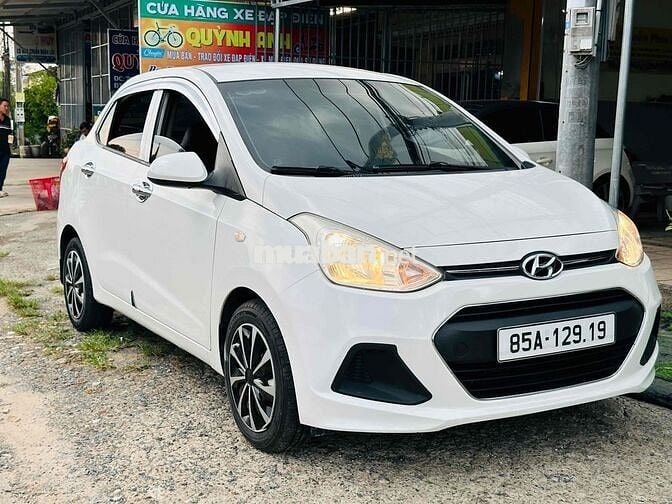 Hyundai Grand i10 2015 Sedan 1.2 MT - 100 km