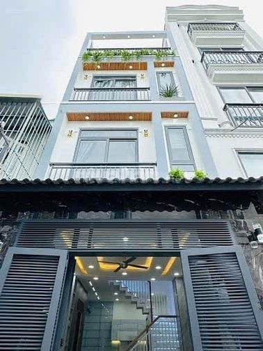 Kẹt vốn bán nhanh nhà Phạm Văn Đồng P3 Gò Vấp 79,5m2 Giá: 2tỷ850tr