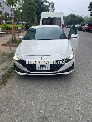 Hyundai Elantra 2023 1.6 AT Đặc biệt - 22000 km