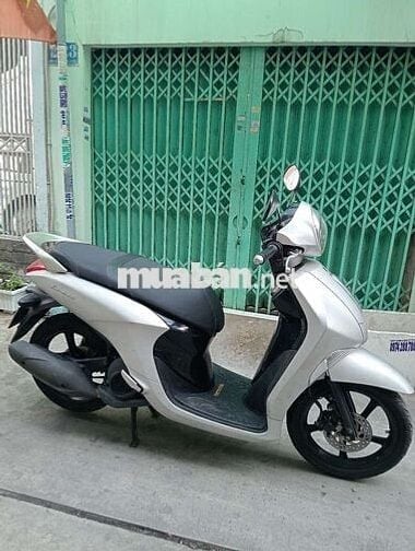 Xe nữ chạy