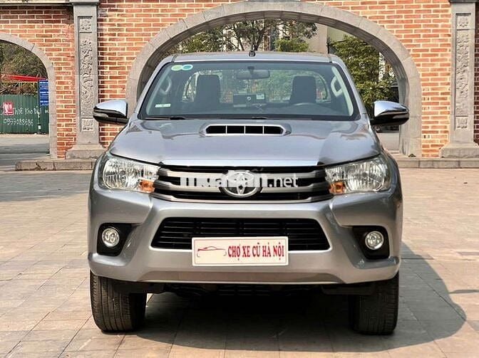 Toyota Hilux 2016 2.5E 4x2 MT - 80000 km