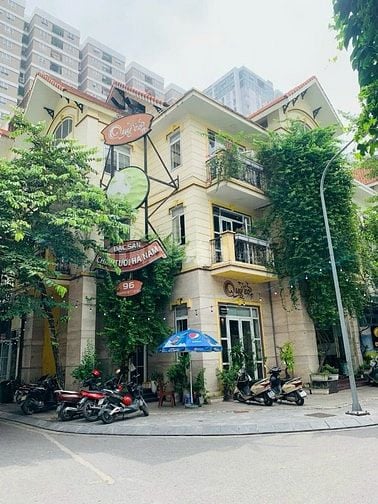 Hot!!! Cho thuê mặt bằng Đền Lư 2 93m2x3T, Mt 6m ở vị trí siêu đẹp