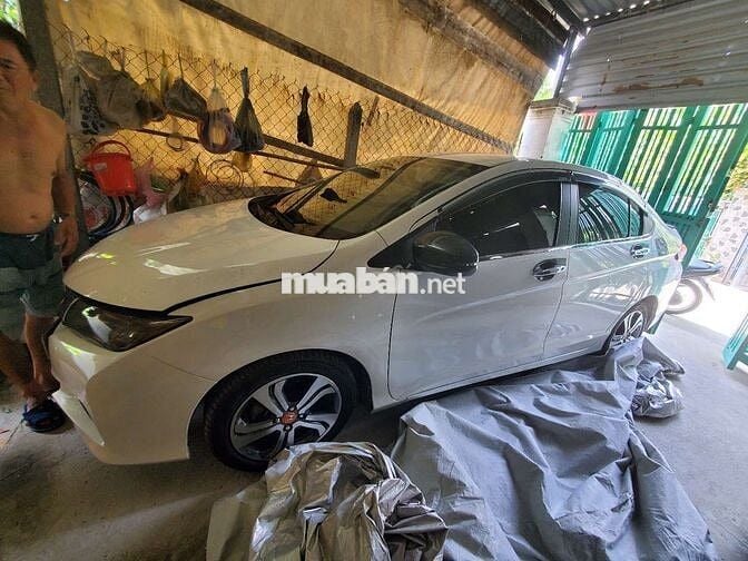 Honda City 2017 1.5 CVT - 75000 km xe gia đình