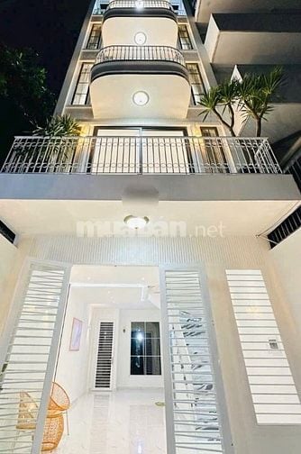 Nhà đẹp giá tốt Tám Danh P4 Q8 DT: 42m2 Giá: 3tỷ330tr