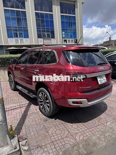 Ford Everest 2018 Titanium 2.0L 4x4 AT - 135000 km