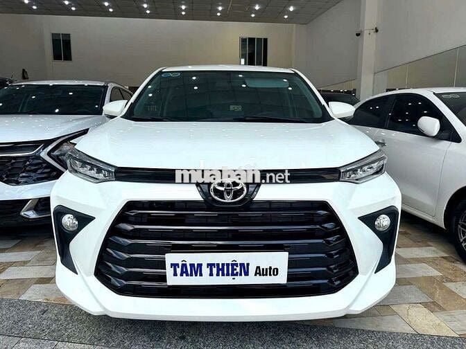 Toyota Avanza Premio 2022 CVT - 37379 km