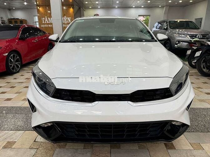 Kia K3 2022 Deluxe 1.6 MT( số sàn ) - Odo 37720 km