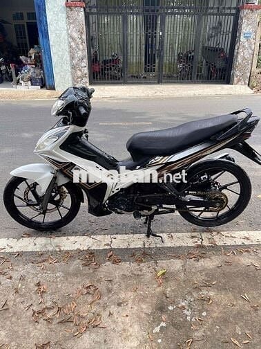 Ex 135 xuống áo máy lực mạnh êm ru  biển 71