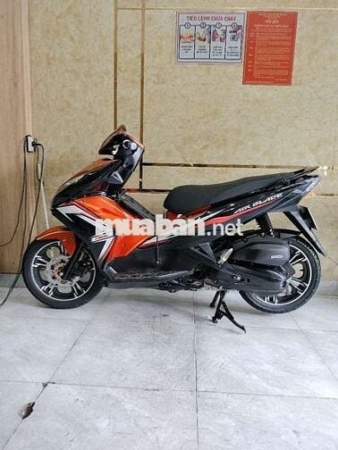 AIR BLADE FI, CUỐI 2014  ĐẸP MÁY BAO ÊM CHUẨN 80%