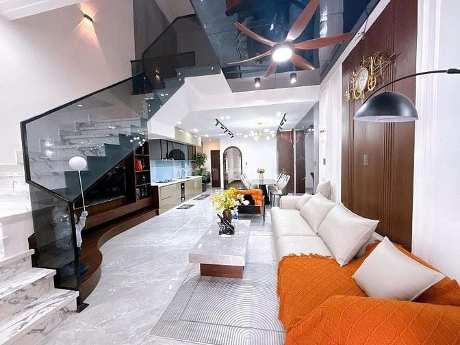 Cho con vốn bán nhà Lý Phục Man, Quận 7. Giao Huỳnh Tấn Phát