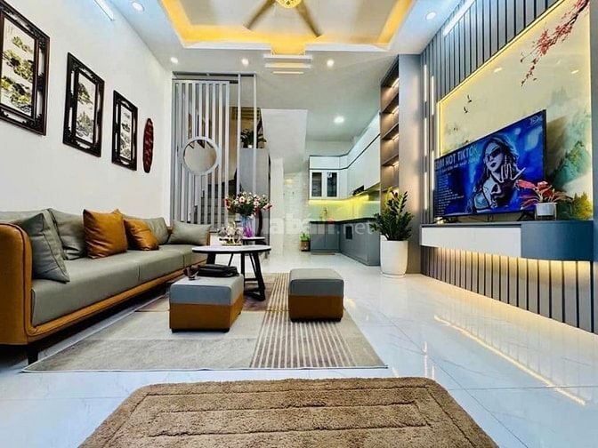 NHÀ ĐẸP  XUÂN ĐỈNH-LÔ GÓC-Ô TÔ ĐỖ CỬA - GẦN NGOẠI GIAO ĐOÀN