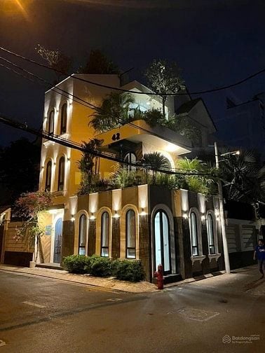 Cho thuê căn Góc 2MT Lam Sơn, P6, Bình Thạnh