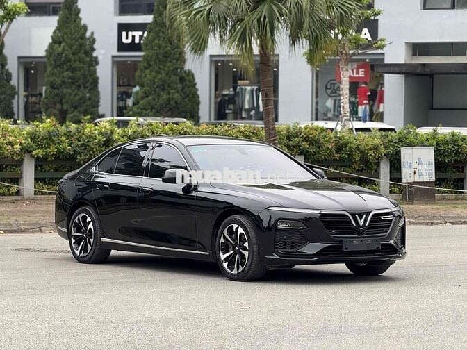 Lux A Base 2022 đẹp xuất sắc đi 34.000km