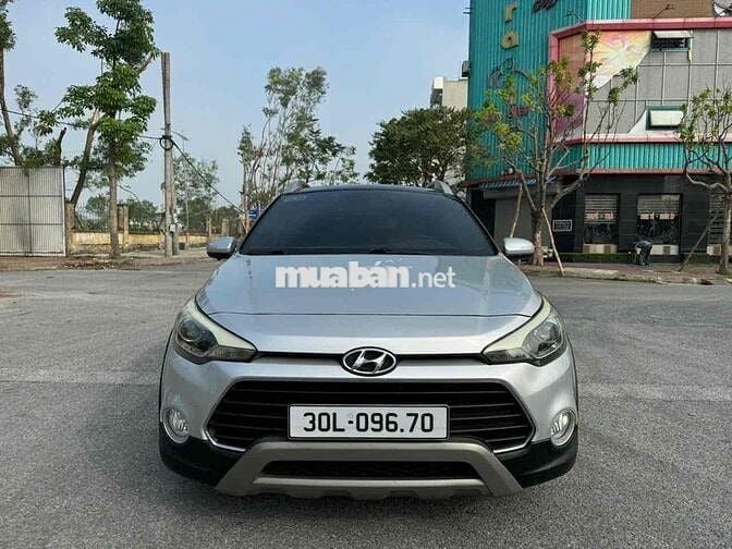 Hyundai i20 2015 Active 1.4 AT - 92000 km