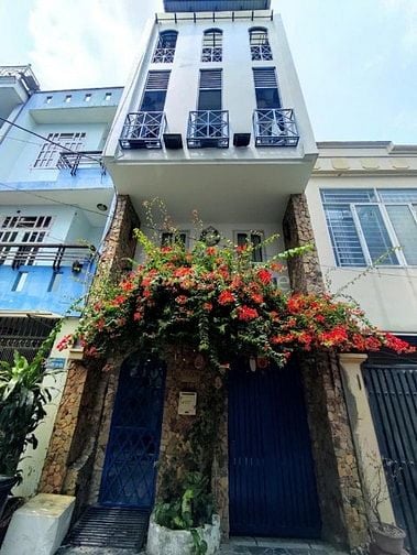 CHDV Tân Quy Đông, DT 4x15m. Giá 13,7 Tỷ.