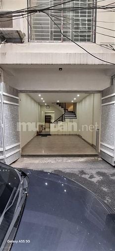 Cho thuê nhà mới tinh Cầu Giấy: 50m2, 5 tầng, 15tr
