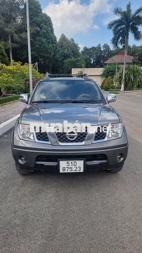 Nissan Navara 2013 XE 2.5AT 4WD - 138000 km