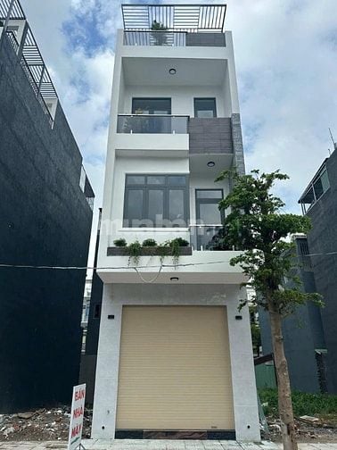 Nhà 1 trệt 2 lầu đường Thủ Khoa Huân - 3 tỷ 2