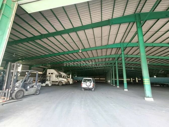  Cho thuê kho mặt tiền đường dẫn cao tốc – vị trí đắc địa , Bình Chánh