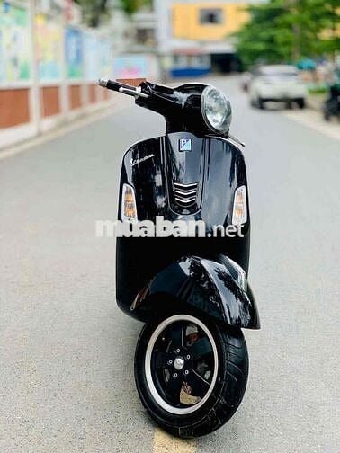 VESPA GTS 3VIE MÀU ĐEN ĐẸP CHẤT