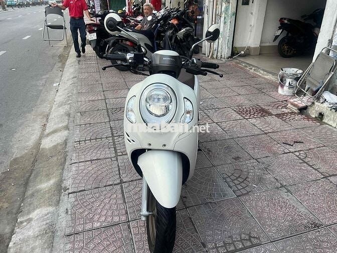 Scoopy 11/2023 khoá Smartkey